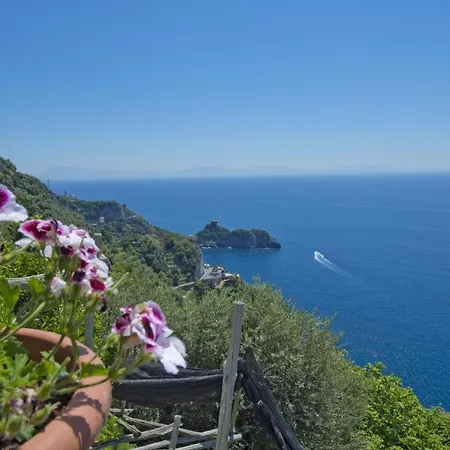 Ferienhaus Sleeps 4 Air Con Wifi Conca dei Marini