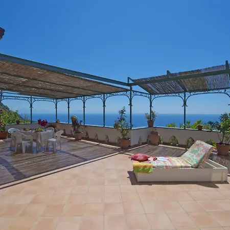 Sleeps 4 Air Con Wifi Ferienhaus Conca dei Marini