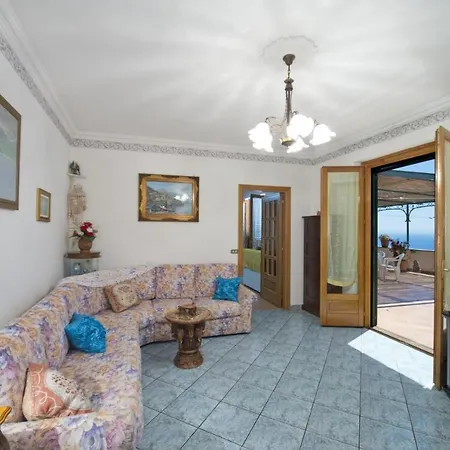 Sleeps 4 Air Con Wifi Ferienhaus Conca dei Marini