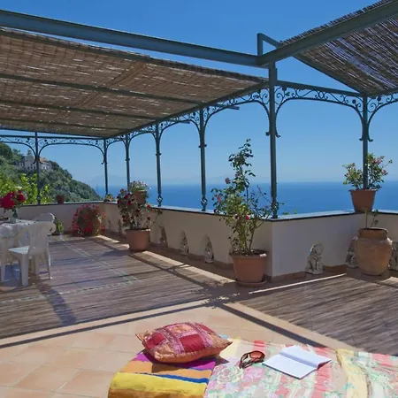 Ferienhaus Sleeps 4 Air Con Wifi *
